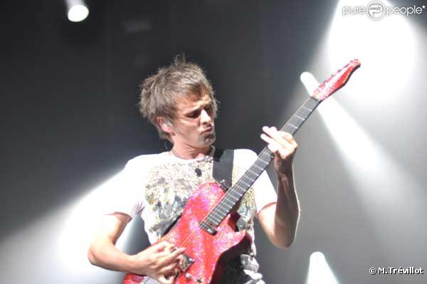 Muse en concert privé au Casino de Paris, le 25 mai 2010. Matthew Bellamy 