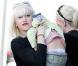 Gwen, Gavin et leurs deux bouts d'chou vont faire du shopping, puis se rendent au parc, à Malibu. Mai 2010