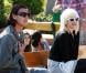 Gwen, Gavin et leurs deux bouts d'chou vont faire du shopping, puis se rendent au parc, à Malibu. Mai 2010