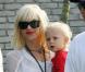 Gwen Stefani et son adorable Zuma très décontractés, aux côtés de Tom Hanks et Robert Downey Jr !