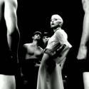 Lady Gaga dévoile un extrait du clip "Alejandro"... nouveau look, nouvelle coupe, drôle d'ambiance !