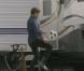 Tom Cruise et Cameron Diaz jouent au foot sur le tournage de Night & Day