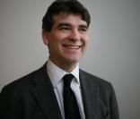 Arnaud Montebourg arrive troisième au classement des politiques français que les femmes qualifieraient de Meilleur amant. Il est devancé par Nicolas Sarkozy et Dominique de Villepin.
