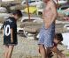 Simon Baker, sa femme Rebecca Rigg, leur fille Stella Breeze et leurs fils Claude Blue et Harry Friday