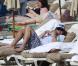 Simon Baker, sa femme Rebecca Rigg, leur fille Stella Breeze et leurs fils Claude Blue et Harry Friday