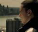 Eminem prend des airs de super-héros dans le clip de Not Afraid , premier extrait de son nouvel album : Recovery .