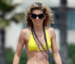 AnnaLynne McCord en bikini pour profiter du soleil à fond !