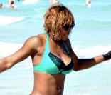 Serena Williams au soleil dans un bikini sexy, pour commencer l'été en beauté ! 