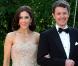 Vendredi 18 juin, à la veille de leur mariage, Victoria de Suède et Daniel Westling accueillaient de prestigieux convives pour un banquet en leur honneur. Photo : Mary de Danemark et son mari le prince héritier Frederik. 