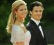 Vendredi 18 juin, à la veille de leur mariage, Victoria de Suède et Daniel Westling accueillaient de prestigieux convives pour un banquet en leur honneur. Photo : Madeleine et Carl-Philip de Suède. 