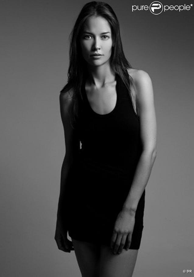 La sublime Nevena Dujmovic.  Photos diffusées avec l'aimable autorisation  de l'agence Women Management Paris