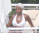 Mary J. Blige en vacances à Miami le 20 juin 2010