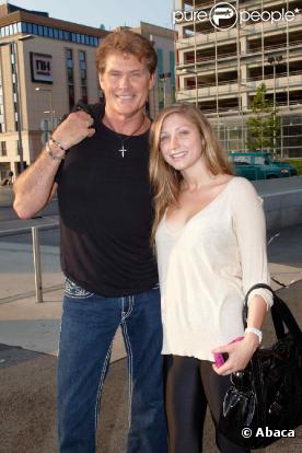 David Hasselhoff et sa fille Taylor à l'aéroport de Vienne en Autriche le 3 juillet 2010