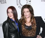 Priscilla Presley et sa fille, Lisa-Marie, unique héritière du King