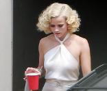 Reese Witherspoon sur le tournage de  Water for Elephants,  à Los Angeles le 16 juillet 2010   