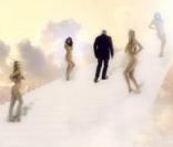 Extrait du clip Être une femme 2010