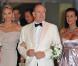 La 62e édition du gala de la Croix Rouge Monégasque, le 30 juillet 2010, a accueilli plus de 800 convives dans un décor inspiré de l'âge d'or des paquebots. Le prince Albert présidait la soirée avec sa sublime fiancée, Charlene Wittstock.