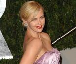 Charlize Theron sait comment prendre la pose : elle était mannequin ! 