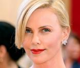 Charlize Theron, bientôt en tournage de  Mad Max 4 : Fury Road , de George Miller.