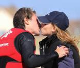 Beatrice d'York supporte son boyfriend Dave Clark lors du départ de sa traversée de la Manche en kitesurf. 24/08/2010