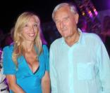  Sylvie Ellias et Gérard de Villiers lors de l'anniversaire de Monica Baccardi et Massimo Gargia au Stefano à Saint-Tropez le 24 août 2010 