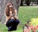 Eva Mendes se promène au Musée Rodin et dans les Jardins du Luxembourg, à Paris, le 9 septembre 2010.