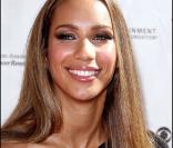 La sublime Leona Lewis a fait le déplacement pour  soutenir l'événement  annuel Stand up 2 Cancer, ce vendredi 10 septembre.