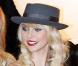 Quand elle ne joue pas les lolitrash, Taylor Momsen nous séduit davantage ! Là avec son petit canotier elle est juste bluffante ! 