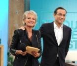 Sophie Davant aux commandes de Toute une histoire, sur France 2. Elle est coachée par Jean-Luc Delarue. Enregistrement de l'émission, le 21/09/2010