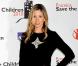 Mira Sorvino : La Maudite Aphrodite laisse de côté son look de midinette !