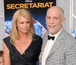 Peta Wilson et John Malkovich lors de l'avant-première du film Secretariat à Los Angeles le 30 septembre 2010