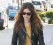Rachel Bilson : Robe pull, perfecto, et babies aux pieds, le look parfait !