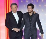 Guillaume Canet et Michel Drucker lors de l'enregistrement de l'émission Vivement Dimanche le 6 octobre 2010, diffusée le 10 octobre