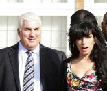 Amy Winehouse et son père Mitch, Londres, 17 mars 2009