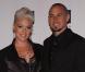Pink et son mari Carey Hart au 14e dîner pour les droits de l'homme, à Washington, le 9 octobre 2010