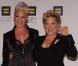 Pink et Bette Midler au 14e dîner pour les droits de l'homme, à Washington, le 9 octobre 2010