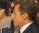 Nicolas Sarkozy parle cinéma avec un jeune homme à Savigny-sur-Orge lors de la présentation de "Ciné-lycée" diffusée par le JT de Sarko par Karl Zéro 