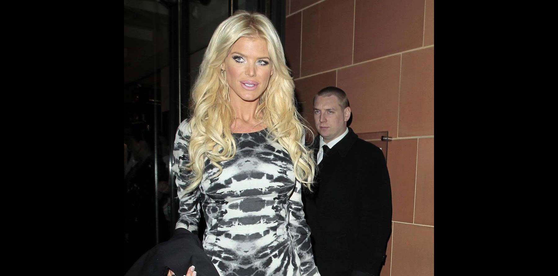 Victoria Silvstedt La Bimbo Blonde A D Cid De Vous En Mettre Plein La Vue Purepeople