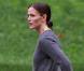 Jennifer Garner accompagne ses filles Violet et Seraphina au cours de foot, à Los Angeles, le 16 octobre 2010,