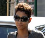 Halle Berry déjeune avec Olivier Martinez puis va chez elle avec son compagnon à Malibu le 9 octobre 2010 