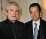 Claude Lelouch et Laurent Gerra, à l'occasion de la remise de la médaille Grand Vermeil de la Ville de Paris, à l'Hôtel de Ville de Paris, le 26 octobre 2010.