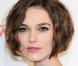Keira Knightley à Rome en robe Chanel Automne/Hiver 2010 2011 cultive le romantisme.