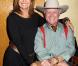 Linda Gray et Larry Hagman présents à une expo sur "Dallas" (New-Jersey, 29 octobre 2010)
