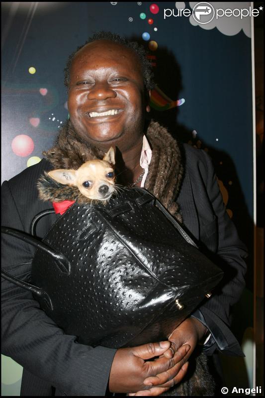 Magloire et son chien Place Vendôme