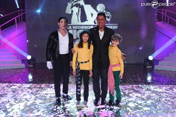 Jermaine Jackson et les trois vainqueurs dans A la recherche du nouveau Michael Jackson