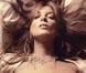 Daria Werbowy se dévoile entièrement pour le calendrier Vogue !