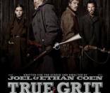 Matt Damon, Jeff Bridges et Josh Brolin s\'affichent pour le film True Grit<br />