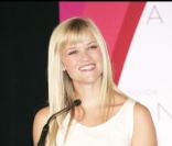 Reese Witherspoon, ambassadrice de la marque Avon depuis 2007.