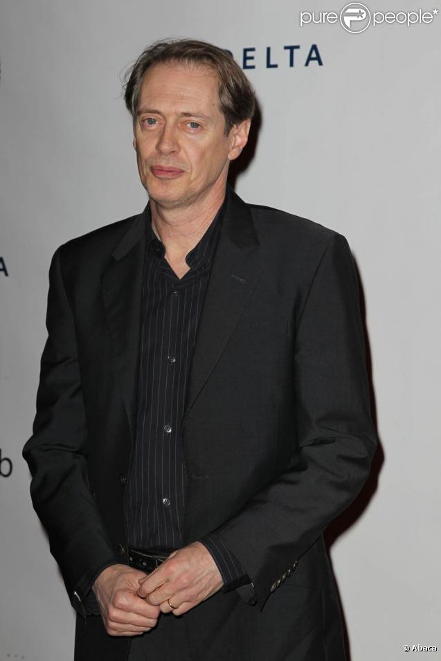 Steve Buscemi au Friars Club Roast, qui s'est tenu au New York Hilton de New York, le 1er décembre 2010.