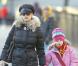 Catherine Zeta-Jones avec sa fille Carys à New York le 8 décembre 2010